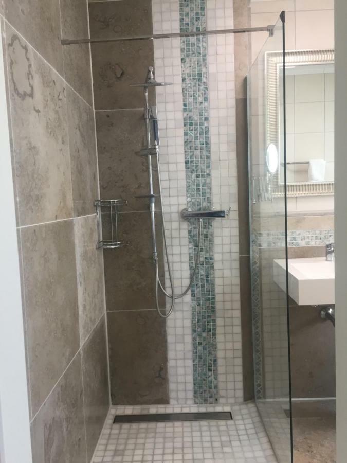 Neues Zimmerapartment Mit Bad Neckarwestheim Экстерьер фото